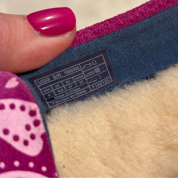 Ugg Australia Amila Moccasins Pink Leather Loafer Shoes Slippers Womens Size 6 - Picture 7 of 9